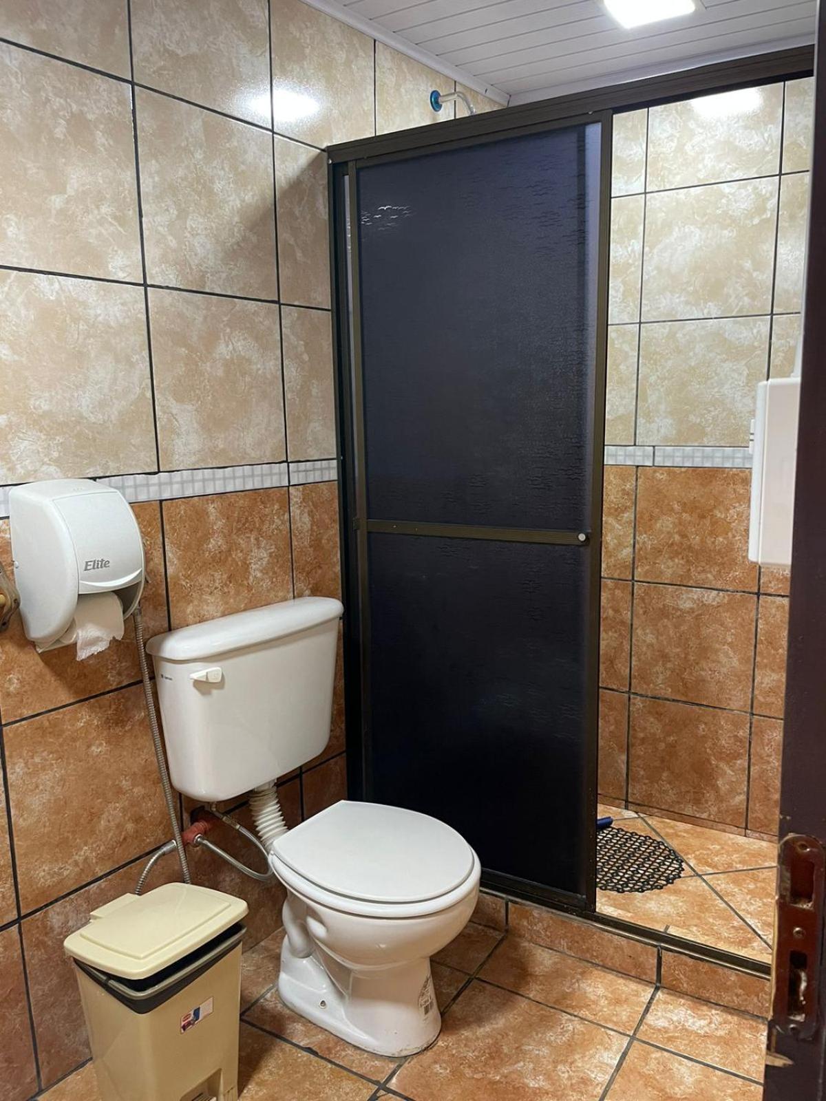 Residencial Arcoiris Hotel Puerto Iguazú Eksteriør billede