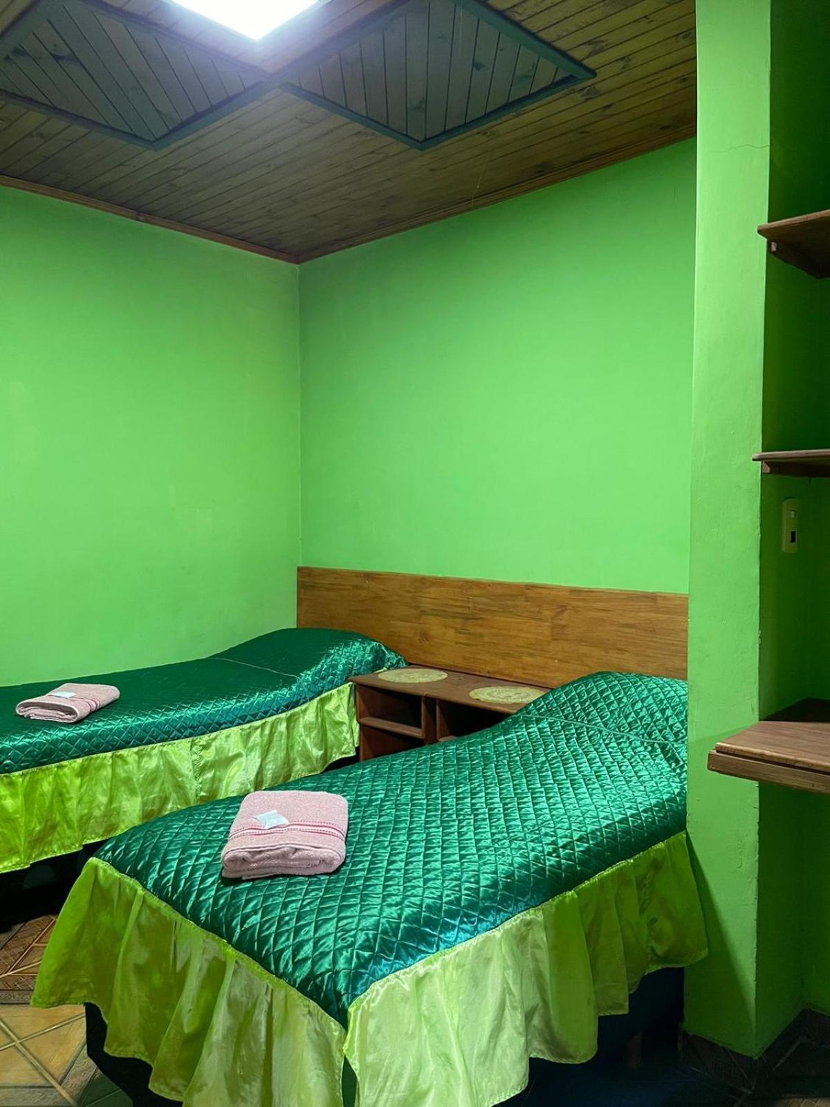 Residencial Arcoiris Hotel Puerto Iguazú Eksteriør billede